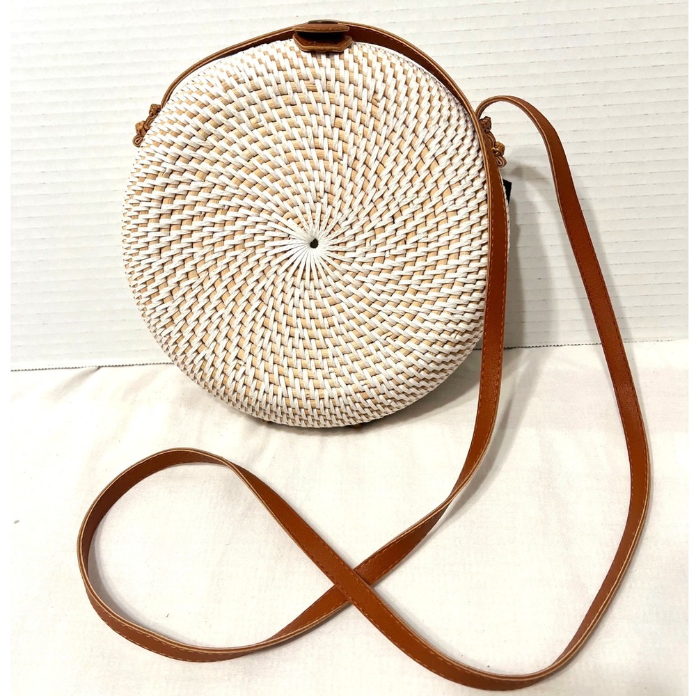 Woven Rattan Round Crossbody Bag White Natural Basket Weave Circle Purse Small